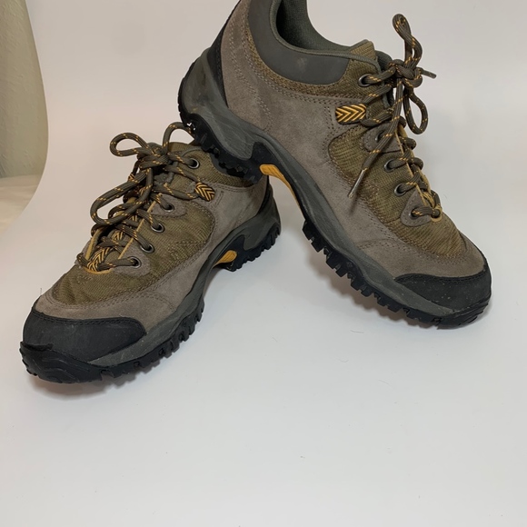 trail walking shoes mens